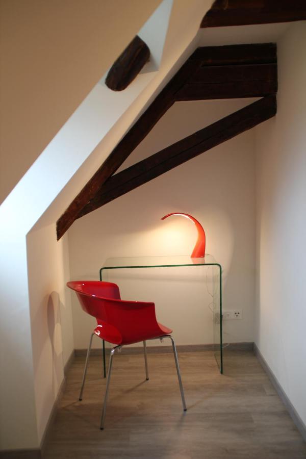 A L'ill - Apparts&Studios Strasbourg Hyper Centre Exterior foto